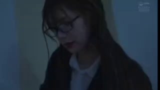 千王之王2000 电影吵架后女同事不情愿的被我操，还好终究回归