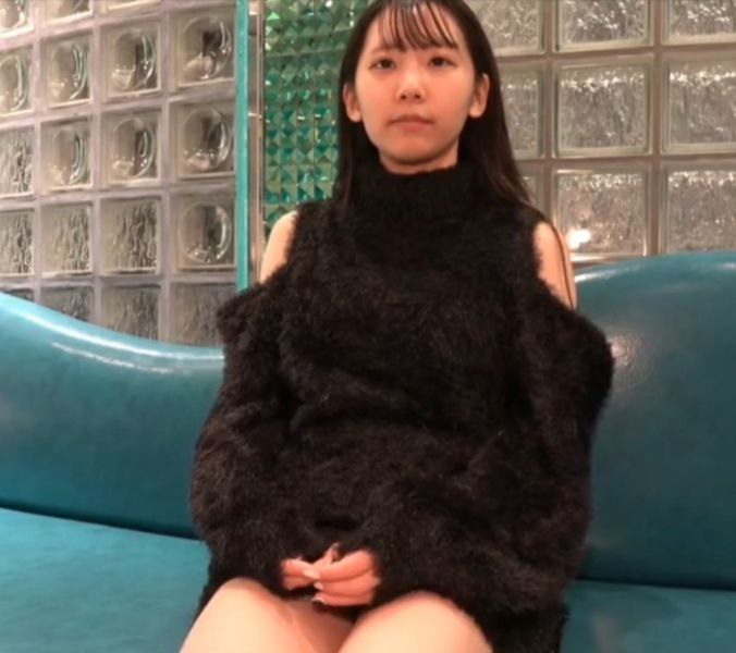 BF-598 和巨乳嫂子旅行中同住一屋被誘惑把持不住內射進去了 小梅惠奈